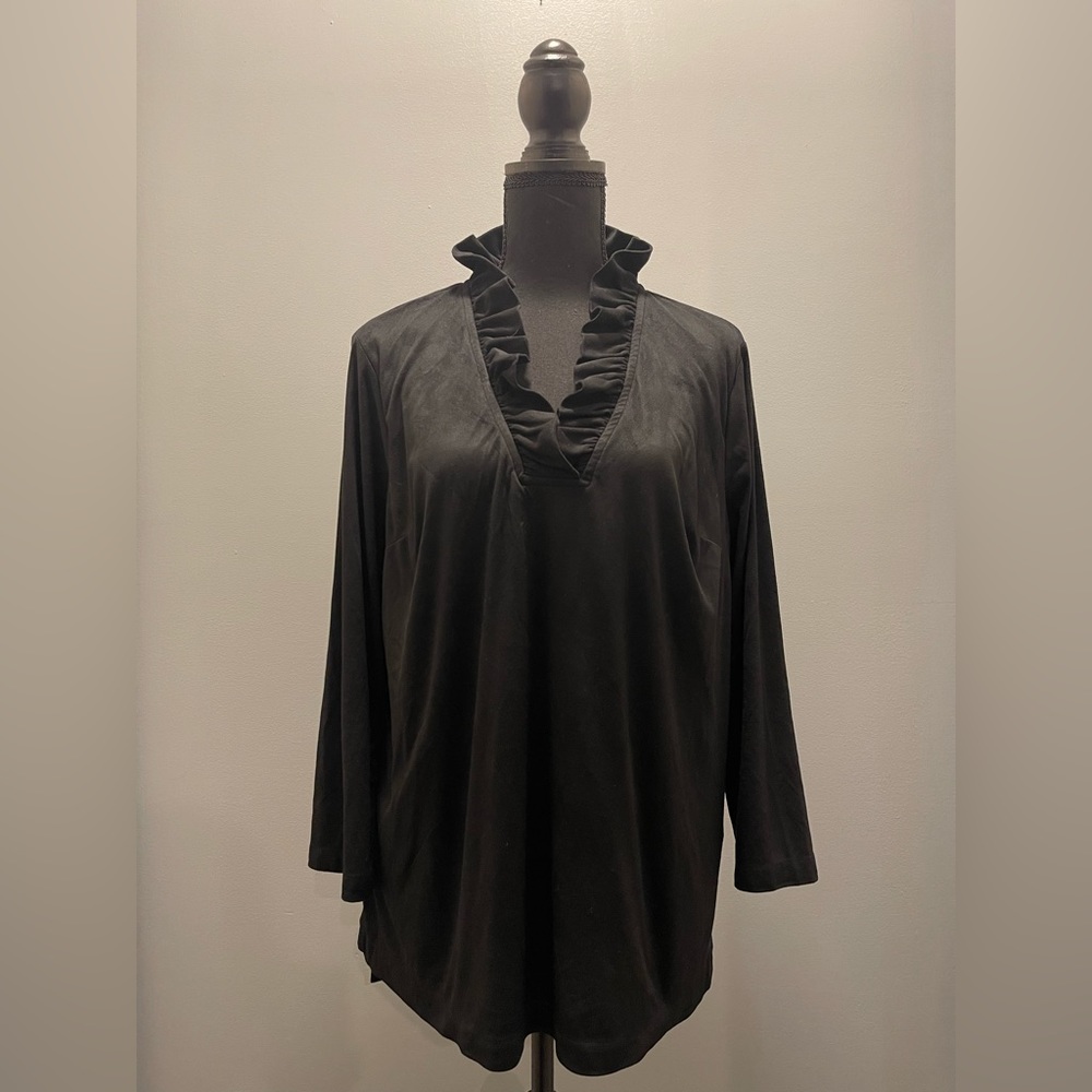 Crown and Ivy Sz XL suede blouse (very thick)